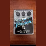 Electro-Harmonix Stereo Pulsar