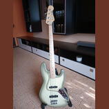 FENDER JAZZ BASS 4 MIM Special Edition