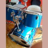 Sháním floor tom Amati 16" k této soupravě 