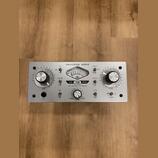 Universal Audio 710 Twin-Finity