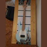 Baskytara Sterling StingRay Short Scale Daphne Blue