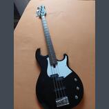 Baskytara YAMAHA 234 - 4- strunná. 
