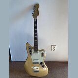 Limited Edition Squier Gold Sparkle Classic Vibe 70s Jaguar