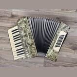 Harmonika Weltmeister Export 32 bass
