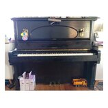Piano - pianino - klavír Brož