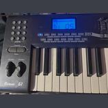 M-audio Axiom 61