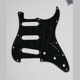 Pickguard + kryt tremola na Fender Stratocaster SSS