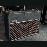 1990 Vox AC30 (Top Boost Reverb), vyroben v UK.