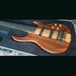 Carvin LB-75F 5-strunová Fretless Basa Natural /Made in USA/