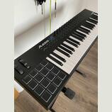 Prodám ALESIS MIDI klávesy