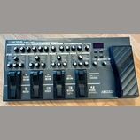 kytarový multiefekt "boss me-80 cosm"