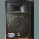  Prodám powermix Yamaha EMX5014C +bedny a stojany