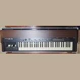 Roland VK-8 + case Thon