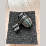 AKG D112 MKII mikrofon pro basový buben  nebo  basové aparát