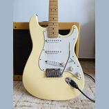 Fender Stratocaster USA 1997 + dobový hardcase