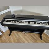 Prodám digitální piano Yamaha Arius YDP-142B