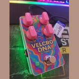 Velcro DNA .MH pedals.  silikonový fuzz