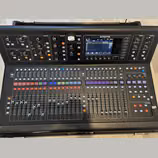Midas M32Live + Thon case