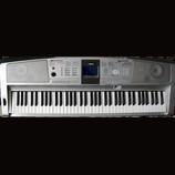 Yamaha Portable Grand DGX 305 (rozsah 6,5 oktávy)