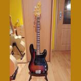 Fender Precision MIM Limited Edition