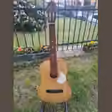 Star&aacute; rusk&aacute; kytara