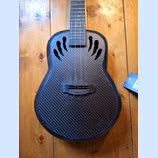 ukulele ručn&iacute; pr&aacute;ce 