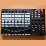 Akai APC40 mkII MIDI kontroler