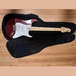 Prodám el.kytaru Grunt strat RedSolitaire - pouze prodej 