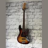 Fender American Vintage II 1966 Jazz Bass