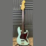 Fender Squier Classic Vibe ‘60s Jazz Bass — Daphne Blue