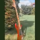 Baskytarista k m&aacute;n&iacute;