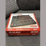 Akai MPD 218