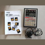 Dr. SAMPLE BOSS SP-303 včetně karet, manuálu atd.