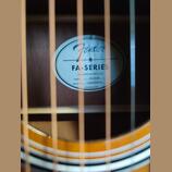 Fender FA125