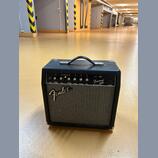 Kytarový zesilovač Fender Frontman 20G