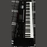 ROLAND Juno D6