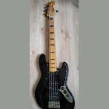 Prodam Fender Squier V  70s. 