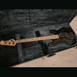 Ernie Ball Musicman Stingray USA