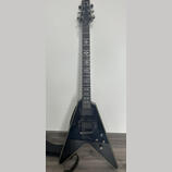 Schecter Hellraiser Diamond Series V + Vox amPlug Metal