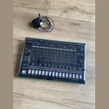 Roland TR8