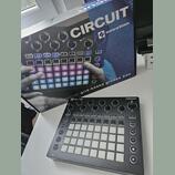 Novation circuit (zánovní stav)