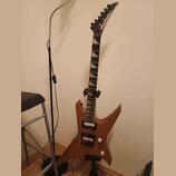 Jackson JS32T Warrior Natural + kombo Blackstar