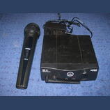 AKG WMS 40 Mini Vocal Set  863.100mhz
