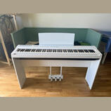 Kompletný set Yamaha P-125 WH (biely)