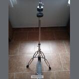 Levny hi-hat stojan
