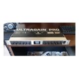 BEHRINGER ultragain mic2200