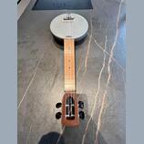 Magic fluke Firefly banjolele soprano ukulele