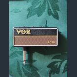VOX AC30 sluchátkový zesilovač na baterie