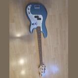 Fender Precision Bass