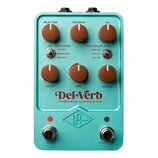 Světle modrý efekt pedál s nápisem Del-Verb AMBIENCE COMPANION. Horní řada obsahuje tři hnědé oválné knoflíky s popisky DELAY TIME, FEEDBACK a MIX. P…